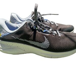 Women’s Nike Running Sneakers - Used Size 7.5